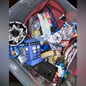 Random mystery bundle of 30 items (read description)